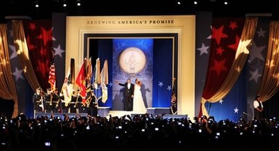 The President and First Lady arrive at the Midwestern Regional Inaugural Ball.