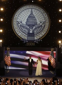 The President and First Lady begin their night of Inaugural Balls at the Neighborhood Inaugural Ball at the Convention Center.
