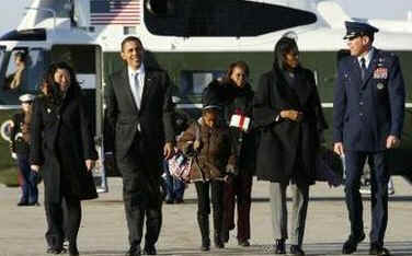The Obama family arrives at Andrews Air Force Base for a trip on Air Force One to Chicago. The Obama family is returning to Obama's Chicago home for the President's Day weekend.