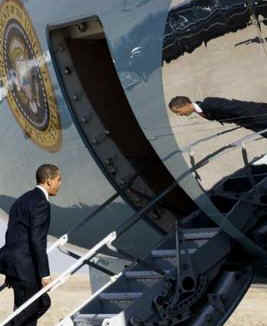 President Barack Obama departs Denver aboard Air Force One enroute to Phoenix Arizona.