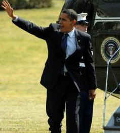 President Obama returns to Washington on Marine One after visiting police recruits in Columbus, Ohio.