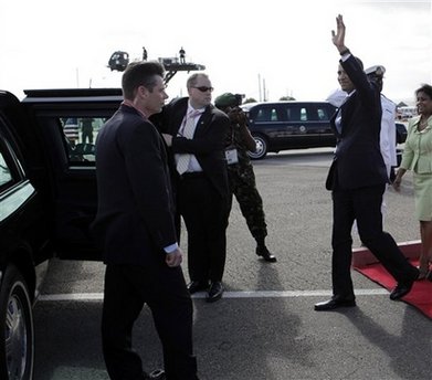 President Barack Obama arrives on Air Force One at Port of Spain airport in Trinidad and Tobago on April 17, 2009.