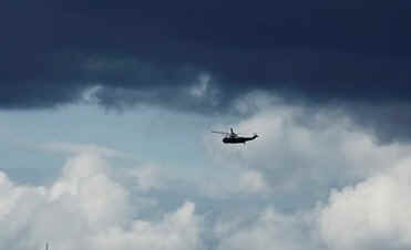 Marine One flies to the South Lawn of the White House on April 22, 2009.