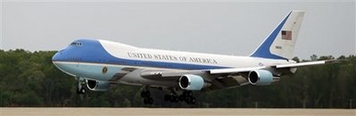President Barack Obama returns to Washington on Air Force One and on to Marine One on April 29, 2009.