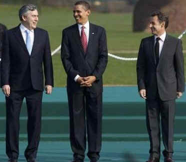 President Barack Obama and NATO leaders participate in a NATO Military Ceremony and a moment of silence for fallen NATO soldiers in Strasbourg, France on April 4, 2009. 