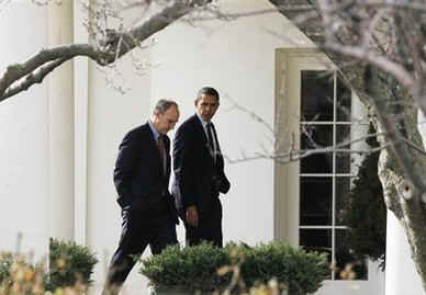 President Obama walks to the White House with Phil Schiliro the President for Legislative Affairs on February 4, 2009.