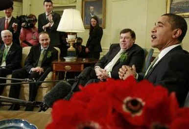 President Obama, Secretary of State Hillary Clinton, US National Security Adviser James Jones, Irish PM Cowen and Northern Ireland's leaders meet with the media in the Oval Office of the White House.