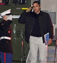 President Obama returns to the White House on Marine One. 