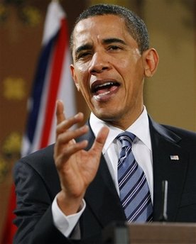 President Barack Obama and UK PM Gordon Brown speak at a joint news conference at the Foreign and Commonwealth Office in London.