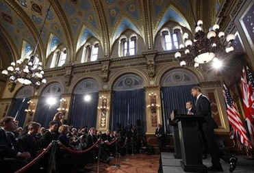 President Barack Obama and UK PM Gordon Brown speak at a joint news conference at the Foreign and Commonwealth Office in London.