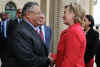 Clinton meetst with Iraqi President Jalal Talabani.