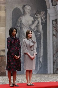 First Lady Michelle Obama and French First Lady Carla Bruni-Sarkozy participated in the Strasbourg, France arrival ceremony.