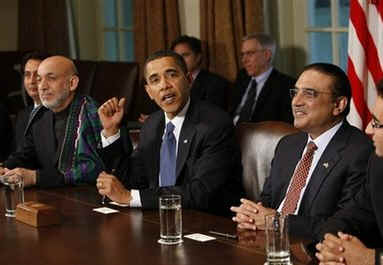 US President Barack Obama holds trilateral meetings with Afghanistan's President Hamid Karzai and Pakistan's President Asif Ali Zardari in the Cabinet Room of the White House on May 6, 2009.