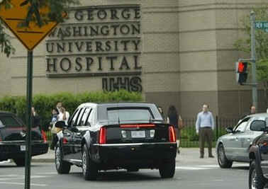 President Obama's motorcade gets stuck in Washington rush hour traffic when the President was returning to the White House after attending a parent teacher meeting for daughter Malia.