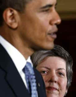 Watch the White House YouTube of Obama's remarks at Naturalization Ceremony on 5/1/09.